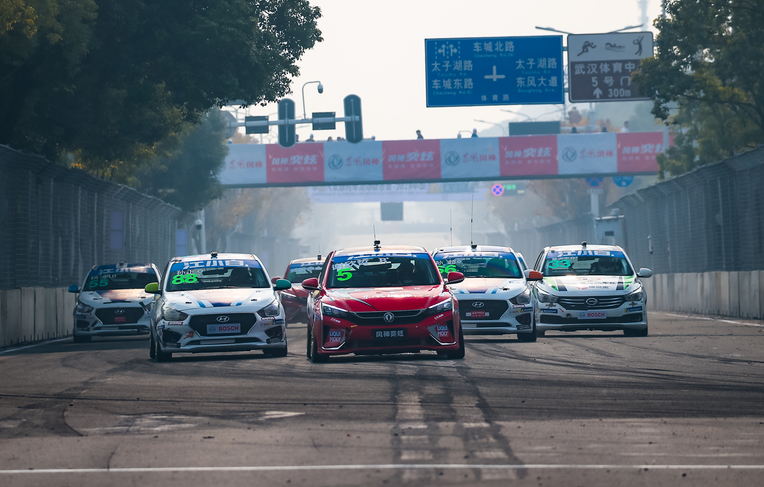 2019東風風神中國汽摩運動大會圓滿落幕 江城速度譜寫賽車新傳奇(圖1)